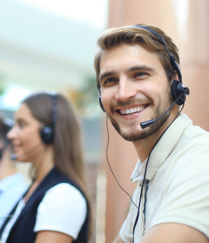 Customer Service Professionals (February 2022) 2 Professional customer service agent with headset