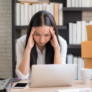 Stressed worker low on resilience and needing help